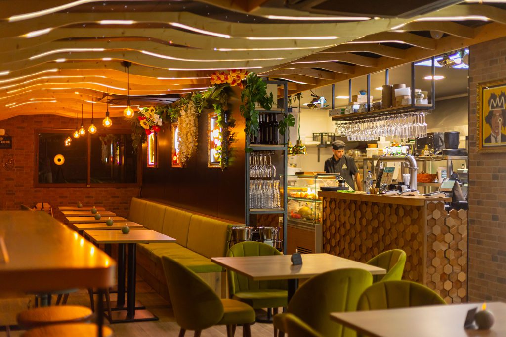 Sala de Jantar Interior. Restaurante TERRA SIMPLES em Santana na Ilha da Madeira